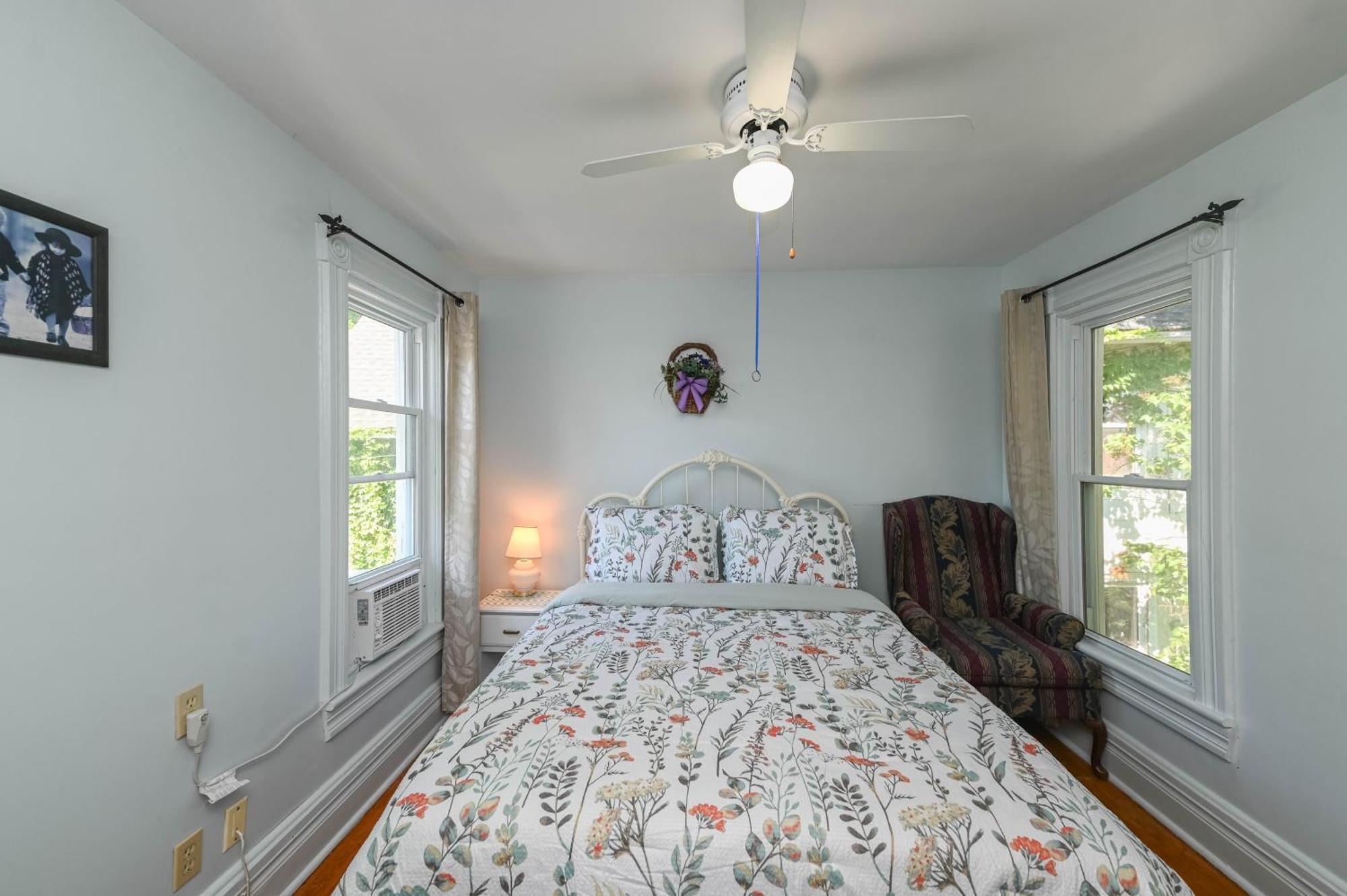 Queen Room