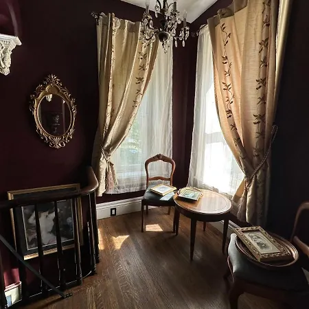 The Red Star Room D-3