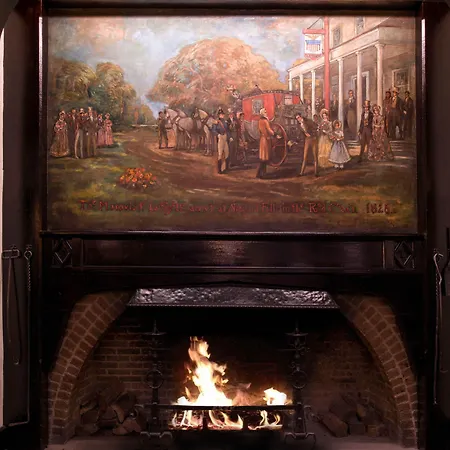 Red Coach Inn-3